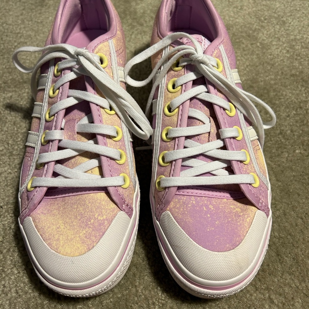 ADIDAS LAVENDER NIZZA PLATFORM SNEAKER SIZE 7.5 - Picture 2 of 5